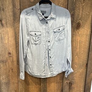 Universal Thread Light Gray Button Down Shirt